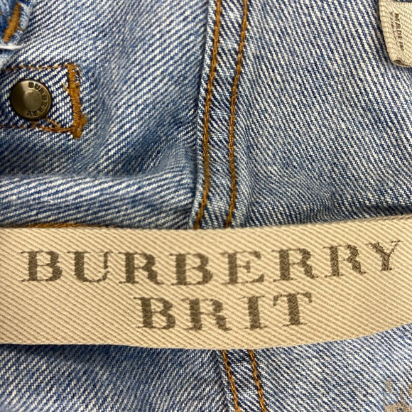 Burberry Jean Shorts (34) - Picture 7 of 8